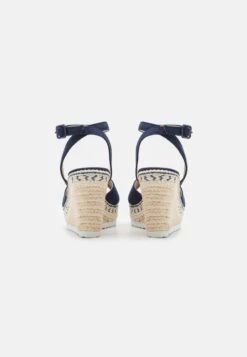 Anna Field Sandalen Met Sleehak - Dark Blue 11 Anna Field Sandalen Met Sleehak - Dark Blue -Anna Field Winkel 5f1c22d4680843bf917f0a5f6ffb6b8d