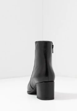 Anna Field Leather - Korte Laarzen - Black -Anna Field Winkel 728bd49fd0604d5f9c7b683a8852520a