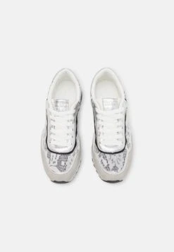 Sneakers Laag - Grey 13 Sneakers Laag - Grey -Anna Field Winkel f2cc5370544447f988ef55bc42eeb471