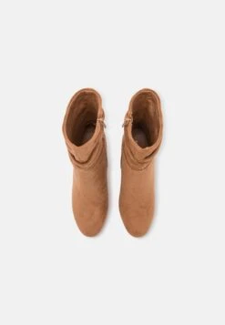 Anna Field Enkellaarsjes Met Hoge Hak - Cognac 13 Anna Field Enkellaarsjes Met Hoge Hak - Cognac -Anna Field Winkel fe844388137345fd8567c7f47f63aa66